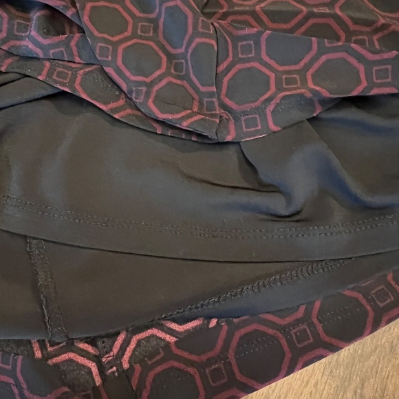 Lauren Ralph Lauren Sheath Geometric Black & Red Rouched Ruffle Dress, Size 12P - Picture 8 of 13